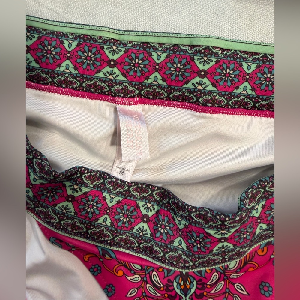 Victoria Secret - Vintage paisley print bikini - Picture 6 of 11